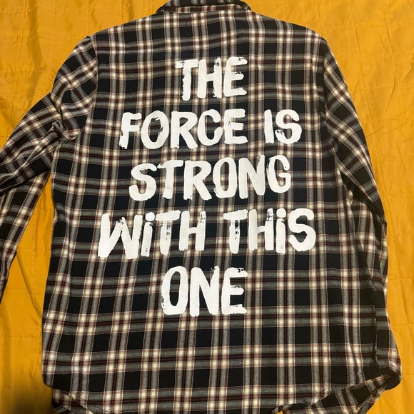 Cakeworthy Disney Star Wars Darth Vader flannel - Picture 2 of 5